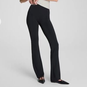 SPANX Scuba Micro Flare Legging